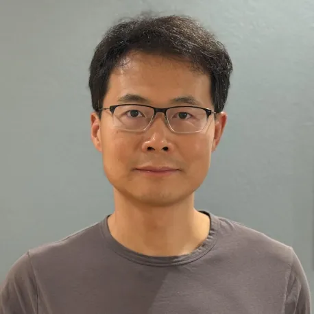 Haipeng Zheng