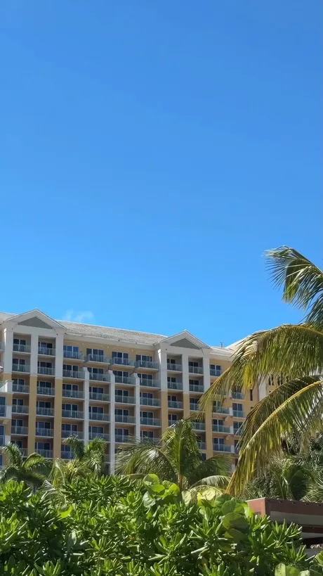 MAI x EEE Happy Hour